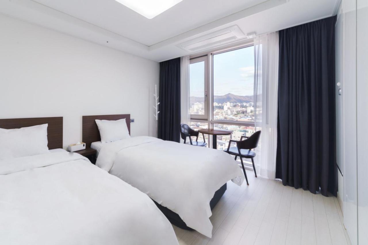 The Venezia Suite Hotel Чхунчхон Экстерьер фото