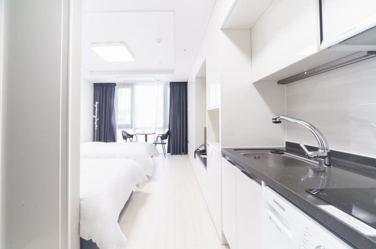 The Venezia Suite Hotel Чхунчхон Экстерьер фото